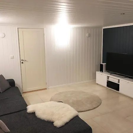 Appartement Modern Town House In Available For Rent For Ons *